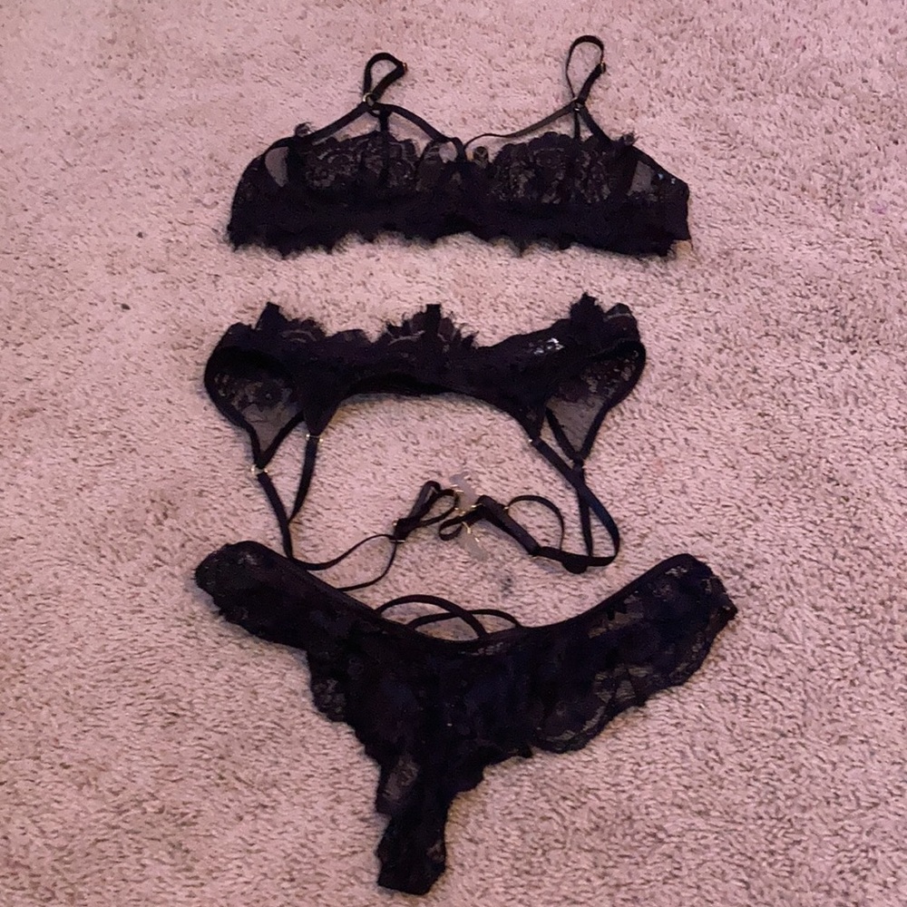 sexy laced pj set